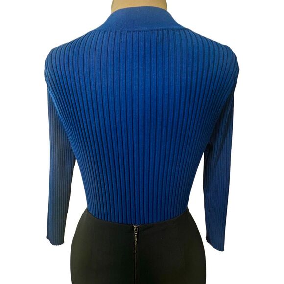August Silk Blue V-Neck Knit Sweater with Black Diamond Detail - Picture 8 of 10
